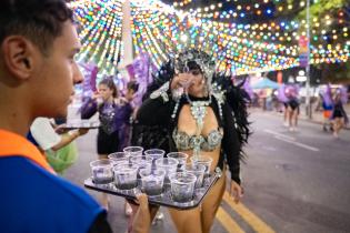 GRES Asabranca en el desfile de Escuelas de Samba