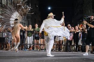 Imperio Preto e Branco en el Desfile de Escuelas de Samba