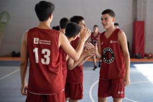 Torneo Jr. NBA 2025 en el Complejo Cultural Crece Flor de Maroñ