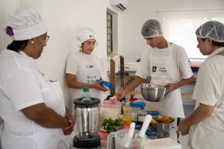 Verano Ceibal : Curso de Cocina Uruguay para adolescentes en Com