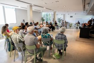 Asamblea con colectivos vinculados al Caserío de los negros en 