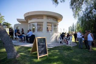 Inauguración de cafetería en el Rosedal del Prado