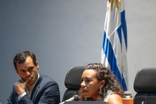 Seminario de la Defensoría de vecinos y vecinas : Derechos en e