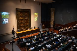 Seminario de la Defensoría de vecinos y vecinas : Derechos en e