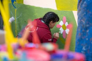 20250405dicimouyit2441.jpg Pintada de mural en Centro Rumbos