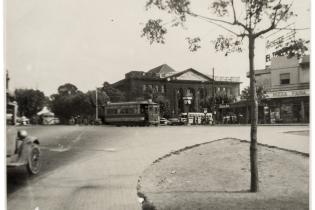 Esquina de 8 de Octubre y General José Garibaldi
