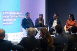 20250505dicimouyjmr1227.jpg Montevideo, destino de Paz