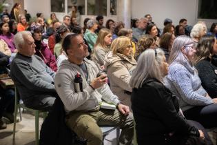  Conversatorio infancias en Dictadura, voces y reflexiones sobre