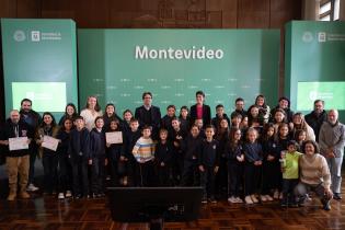 20250529dicimouyjmr5942.jpg Entrega de sello Montevideo más verde más