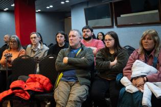 20250617dicimouyjmr8082.jpg Charla sobre anfitriona turística a cargo de profesores de la U