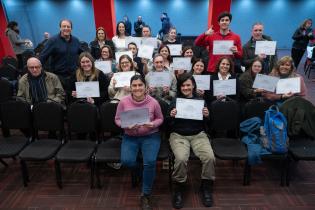 20250617dicimouyjmr8182.jpg Charla sobre anfitriona turística a cargo de profesores de la U