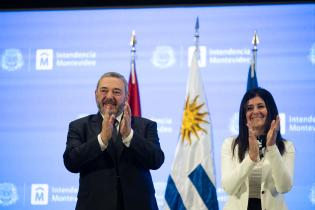 20250710dicimouyjmr4162.jpg Ceremonia de transmisión de mando del intendente de Montevideo