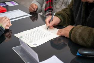 20250715dicimouybg4684.jpg Ceremonia de escrituración y traspaso de la titularidad de la t