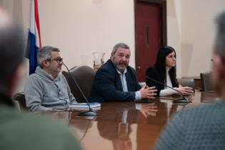 Intendente Mario Bergara se reúne con representantes de Adeom