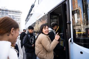 20250730dicimouypd0007-2.jpg Integrantes del Movimiento Tacurú participan de paseo en Bus Tu