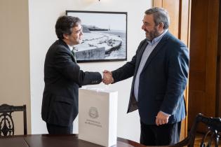 Intendente Mario Bergara se reúne con el embajador de España, Javier Salido Ortiz