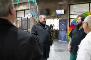 Intendente Mario Bergara, asiste a la fundación de Amigos del P