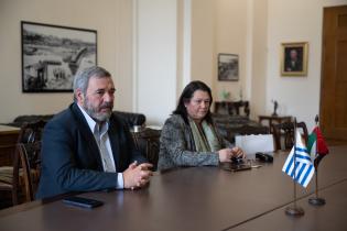 El intendente Mario Bergara se reúne con el embajador de Emirat