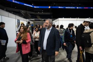 Intendente Mario Bergara, recorre la Expo Educate