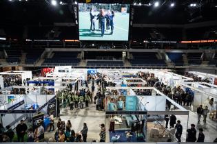 Intendente Mario Bergara, recorre la Expo Educate