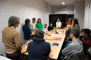 dsc_6119.jpg Presentación kit lúdico para trabajar consumo problemático en