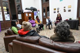 Cierre del taller "El atuendo" en centro Resuena