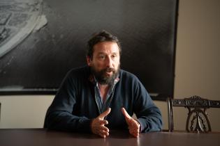  Intendente Mario Bergara, durante la reunión con el Prof. Dr. 