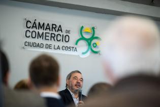20250911dicimouypd7748.jpg Intendente Mario Bergara, participa en el desayuno de trabajo '