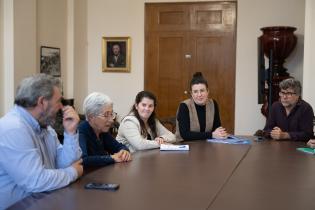 20250919dicimouyjmr1355.jpg Intendente Mario Bergara se reúne con Enrico Irrazábal, decano