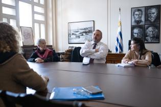 Intendente Mario Bergara se reúne con edila Judith Varela