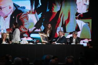 Intendente Mario Bergara participa en almuerzo de ADM