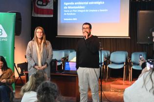 Taller con concejos vecinales y comisiones barriales  en el  CCZ