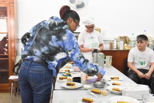 Cocina Uruguay en organización San Vicente