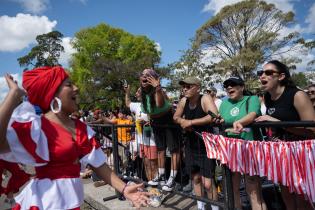 20251004dicimouyit5035.jpg Desfile de Llamadas de Admisión