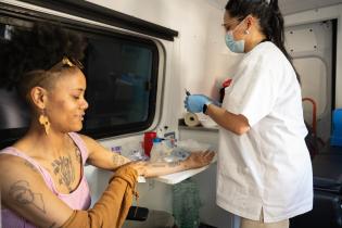20251011dicimouyit7409.jpg Jornada de extracción de sangre para testeos de anemia falcifor
