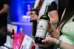 20251016dicimouyit8771.jpg Lanzamiento de Vinos del Estadio