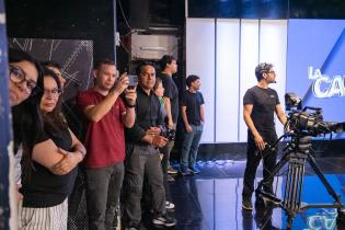 20251017dicimouyit8849.jpg Visita de estudiantes de la UTU de Artigas a TV Ciudad