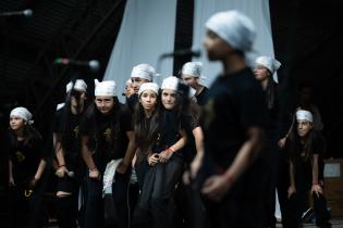 20251017dicimouyjmr8986.jpg Etapa de muestra de Carnaval de las Promesas 2025