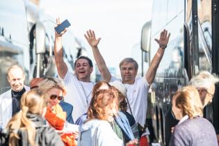 20251021dicimouypd1582.jpg Llegada del primer crucero a Montevideo por temporada de crucero