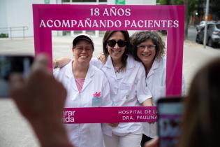 20251022dicimouyjmr1153.jpg Jornada de prevención del cáncer de mama en la plaza Líber Se