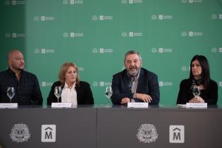 20251022dicimouyjmr1225.jpg Intendente Mario Bergara, firma convenio con la Asociación de