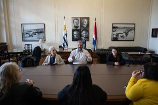 20251031dicimouyjmr1374.jpg Intendente Mario Bergara se reúne con el colectivo Mujeres de N