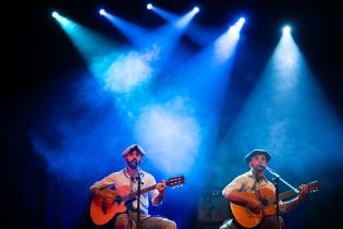 20251031dicimouyjmr1502.jpg Final de programa Guitarra Negra 2025