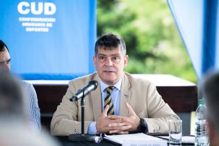 20251031dicimouypd4326.jpg Lanzamiento de escuelas de iniciación deportiva