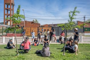 Pintada de mural en Casavalle por usuarios de El Achique Casaval