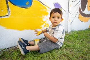 Pintada de mural en Casavalle por usuarios de El Achique Casaval