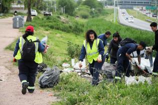 Operativo de limpieza Camino Cibils 