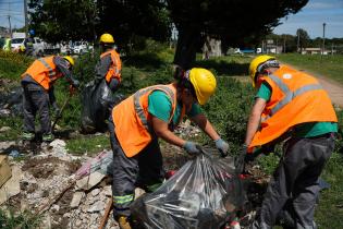 Operativo de limpieza Camino Cibils 