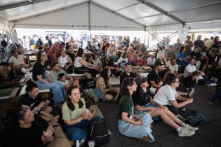 20251101dicimouyjmr1532.jpg Jornada de adopción de animales y feria vegana en el Velódrom