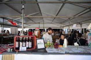 20251101dicimouyjmr1535.jpg Jornada de adopción de animales y feria vegana en el Velódrom